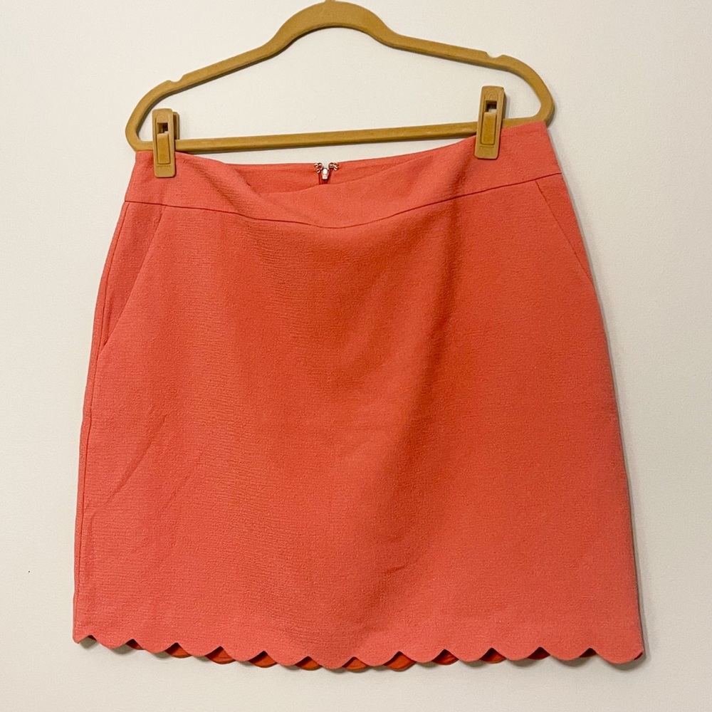 Coral Ann Taylor Fitted Scalloped Skirt